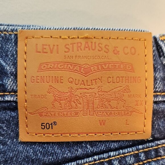 Levi's 501 Blue Distressed Denim Button Fly 32" Waist Jean Shorts - Picture 7 of 13